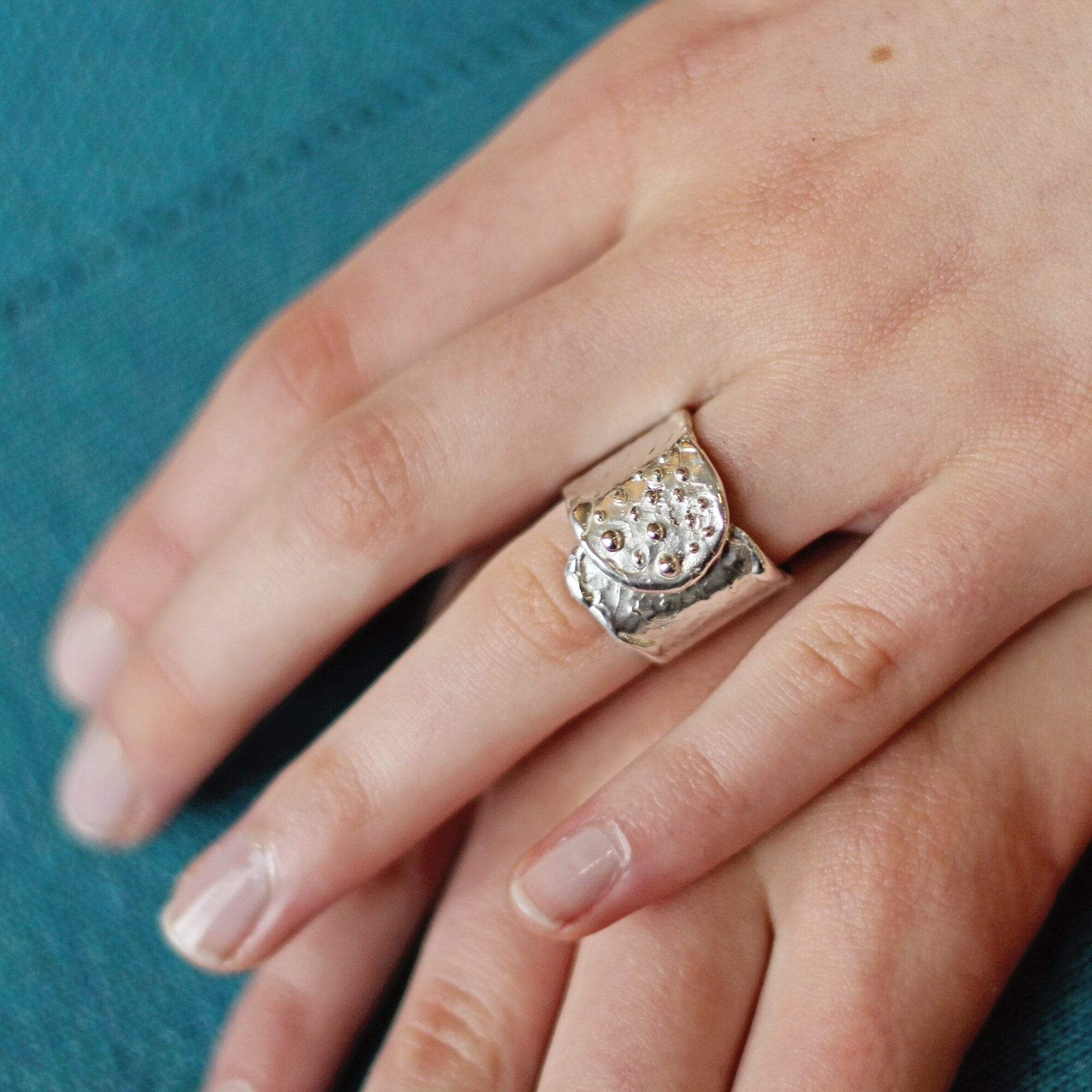 Maggie Read Jewellery Rings Low Tide Silver Ring